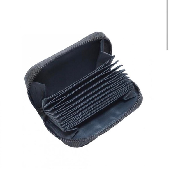 Green vegan leather card case / card holder / wallet - Picture 4 of 5